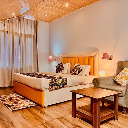 Hadimba Hill View By Hadimba Palace, Manali - Premium Room ! Family Hotel ! Parking ! Near Hadimba Temple Εξωτερικό φωτογραφία