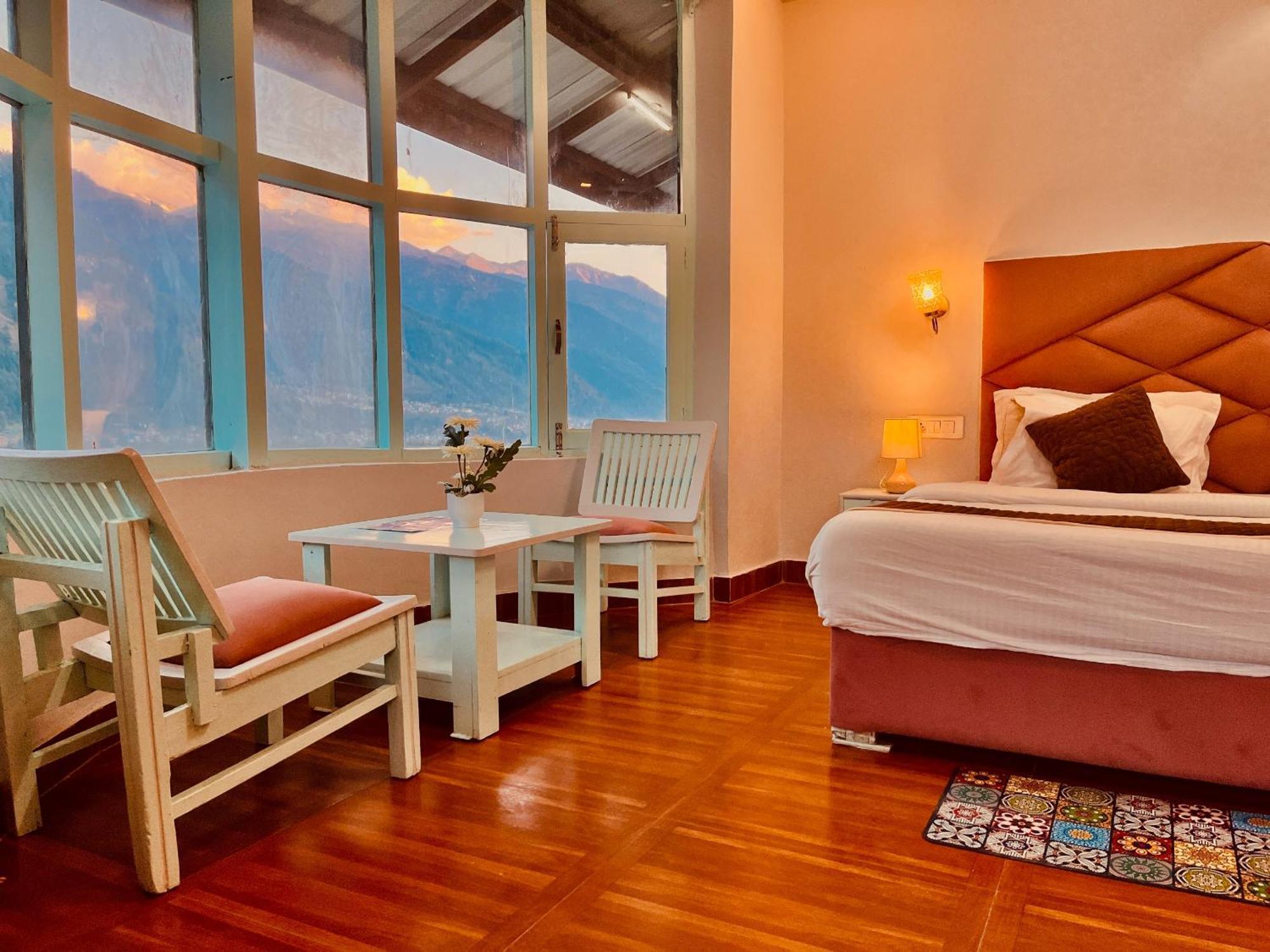 Hadimba Hill View By Hadimba Palace, Manali - Premium Room ! Family Hotel ! Parking ! Near Hadimba Temple Εξωτερικό φωτογραφία