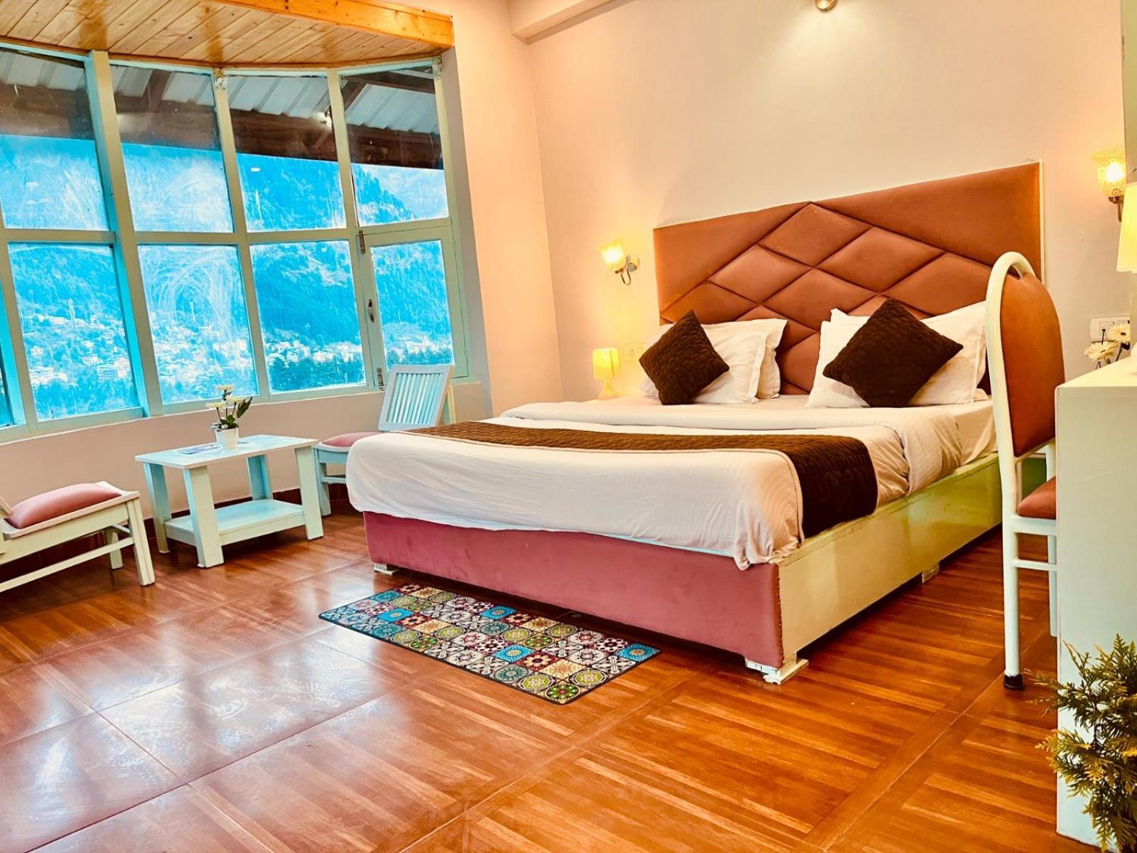 Hadimba Hill View By Hadimba Palace, Manali - Premium Room ! Family Hotel ! Parking ! Near Hadimba Temple Εξωτερικό φωτογραφία