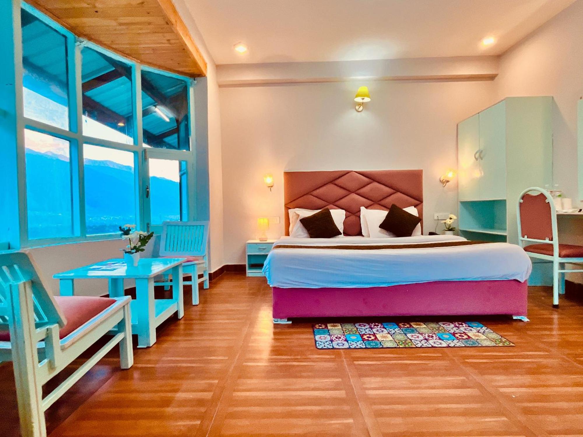 Hadimba Hill View By Hadimba Palace, Manali - Premium Room ! Family Hotel ! Parking ! Near Hadimba Temple Εξωτερικό φωτογραφία