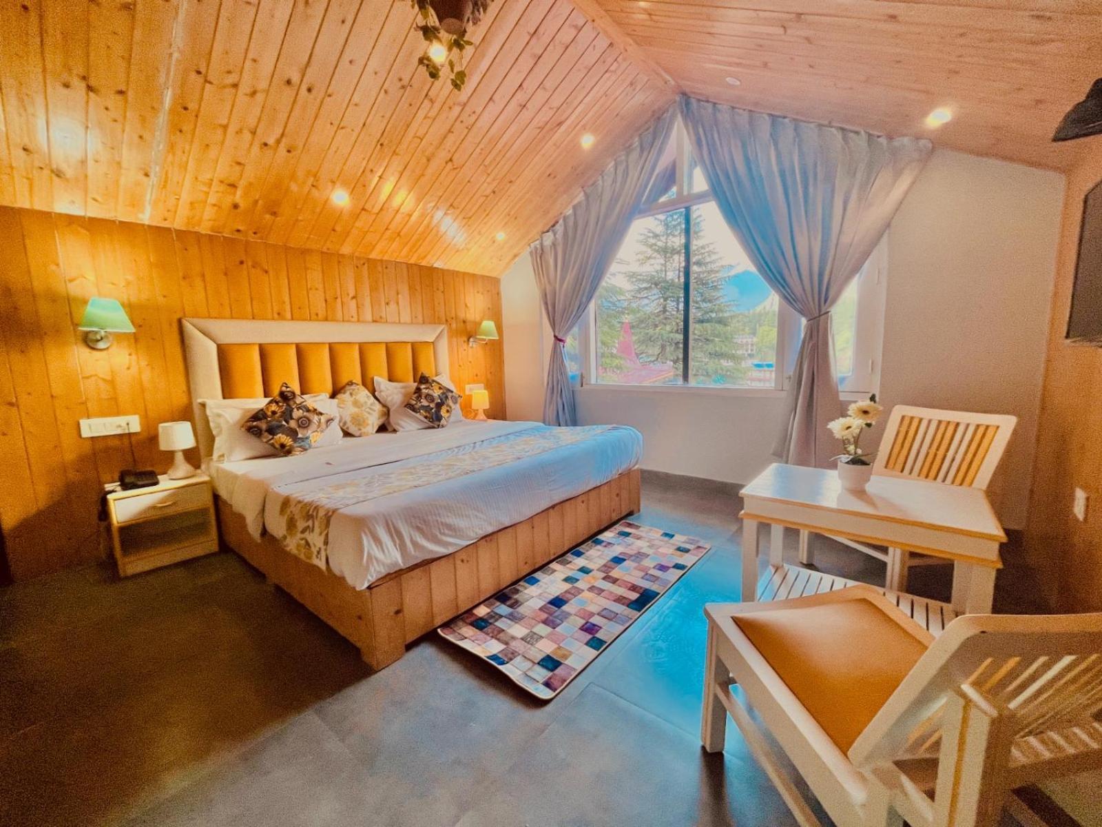 Hadimba Hill View By Hadimba Palace, Manali - Premium Room ! Family Hotel ! Parking ! Near Hadimba Temple Εξωτερικό φωτογραφία