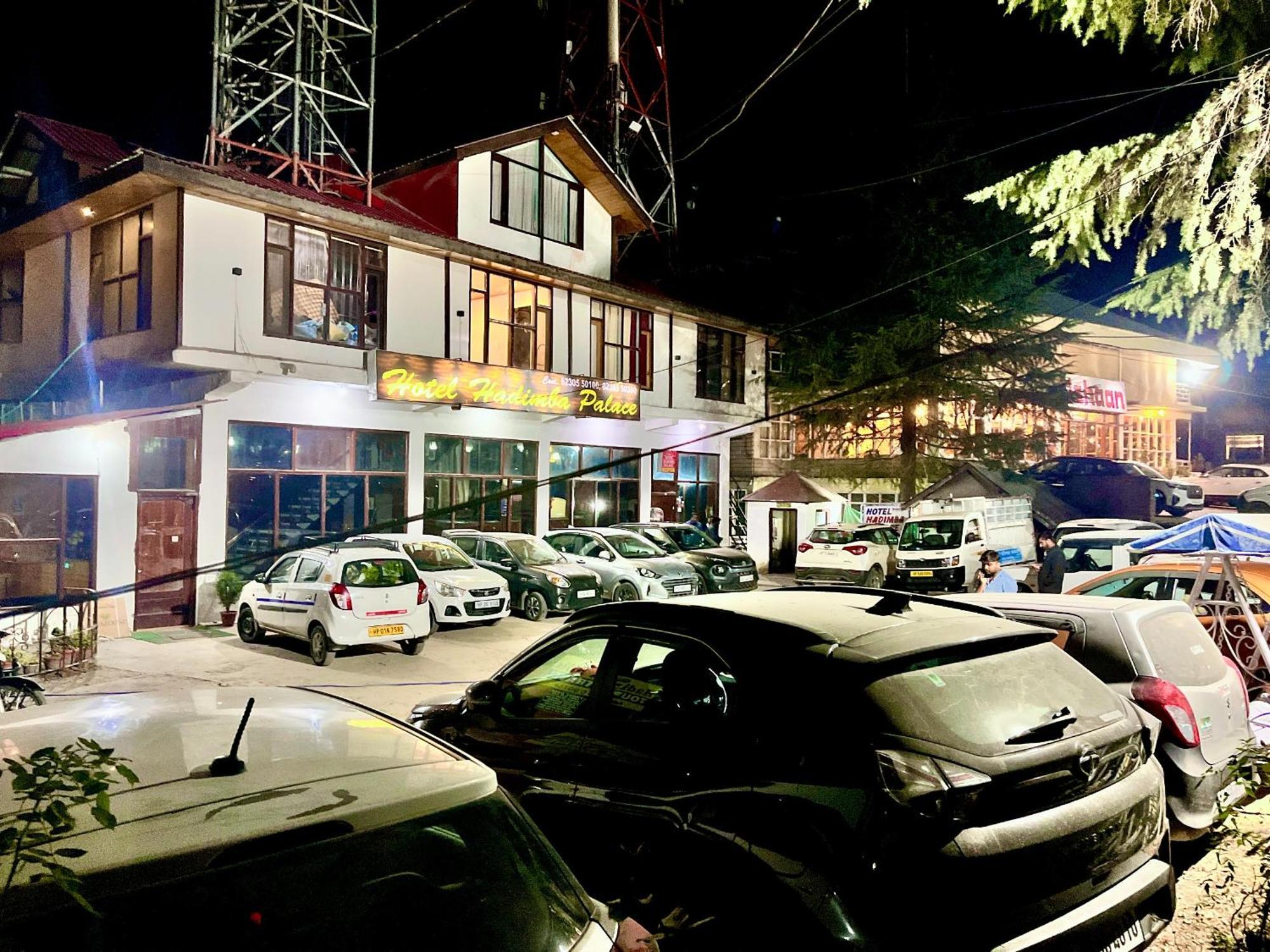 Hadimba Hill View By Hadimba Palace, Manali - Premium Room ! Family Hotel ! Parking ! Near Hadimba Temple Εξωτερικό φωτογραφία