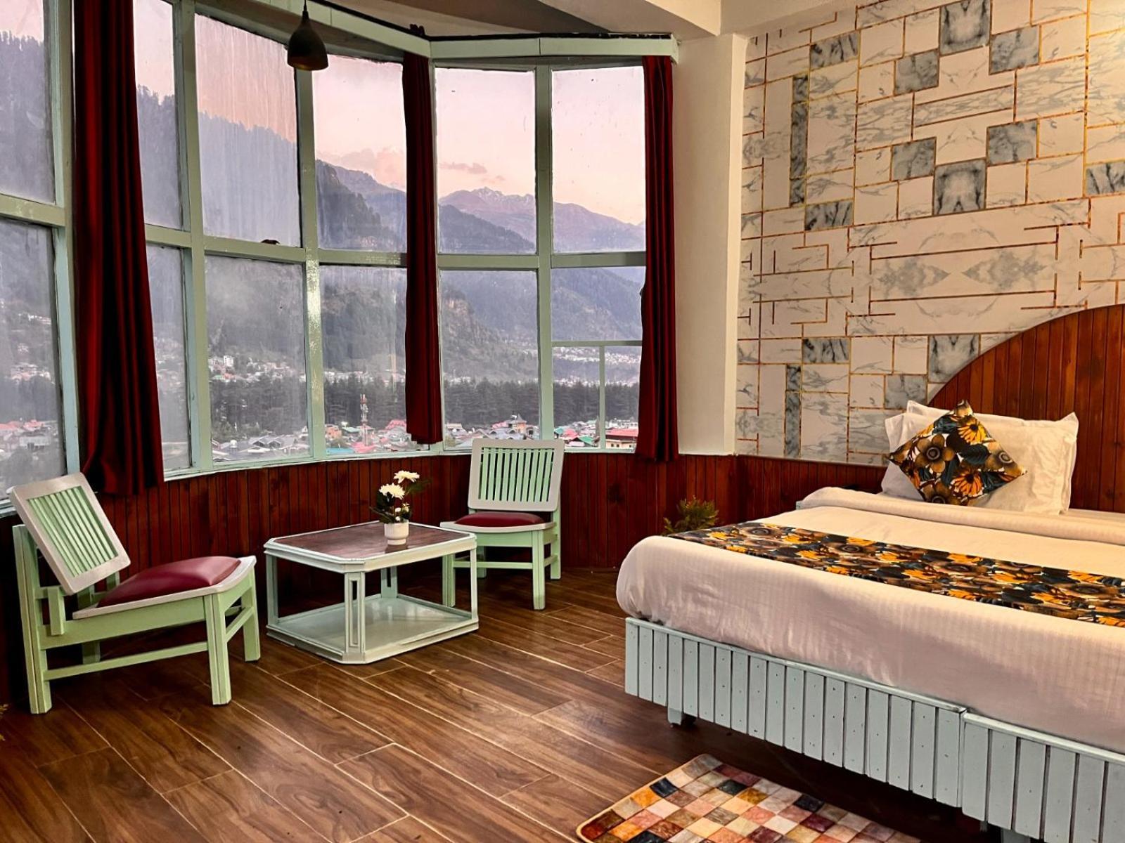 Hadimba Hill View By Hadimba Palace, Manali - Premium Room ! Family Hotel ! Parking ! Near Hadimba Temple Εξωτερικό φωτογραφία