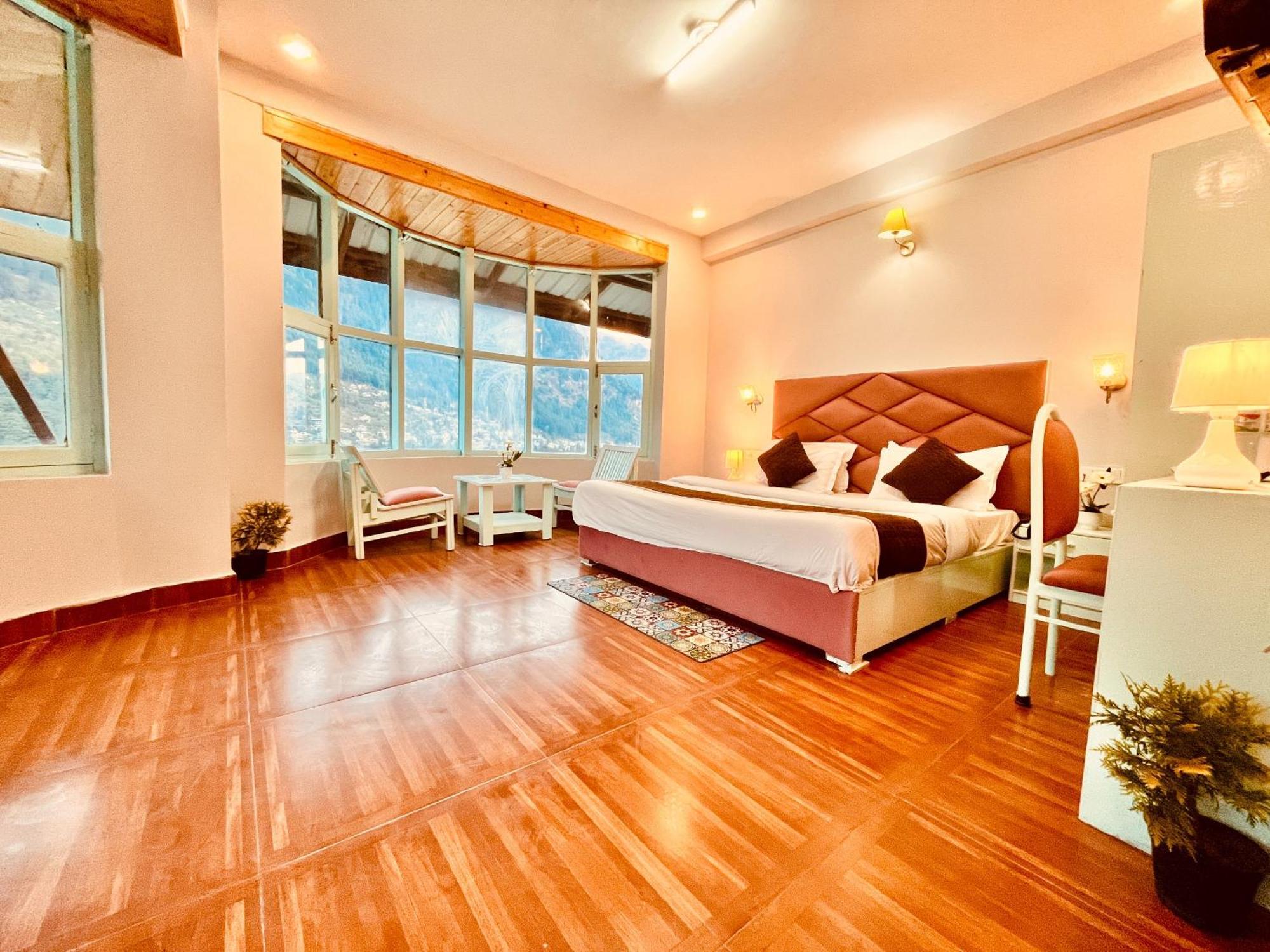 Hadimba Hill View By Hadimba Palace, Manali - Premium Room ! Family Hotel ! Parking ! Near Hadimba Temple Εξωτερικό φωτογραφία
